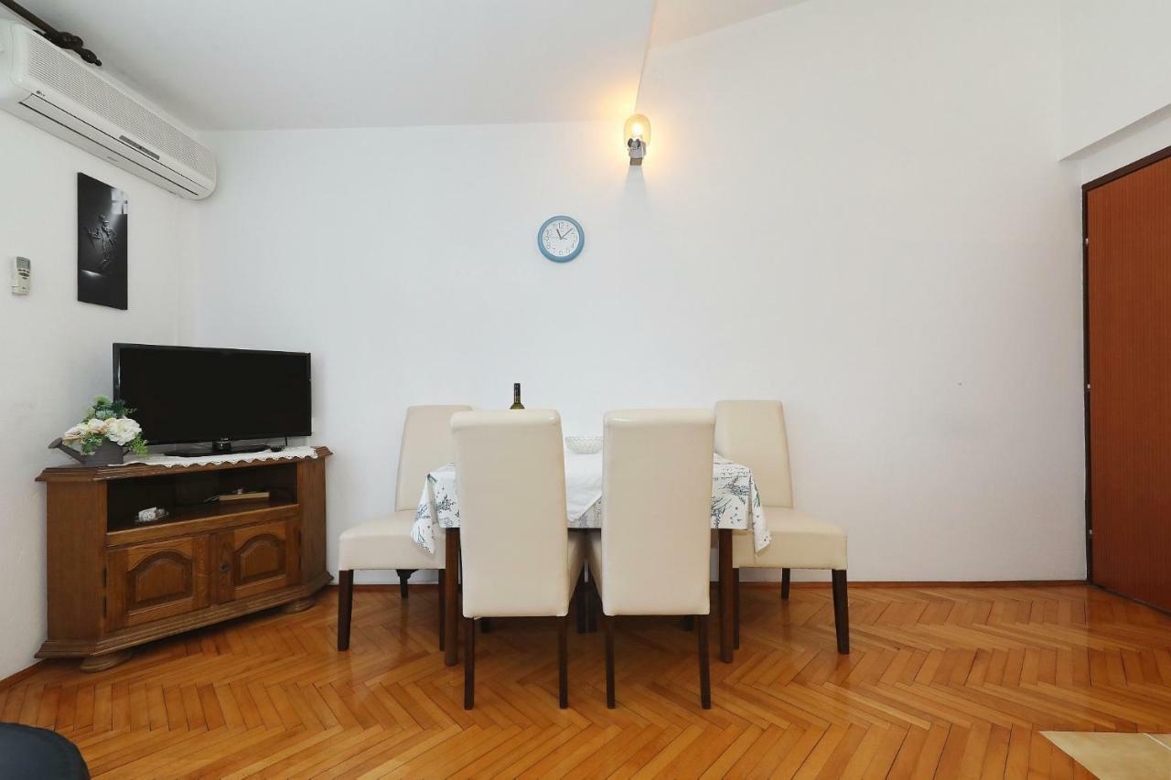 Apartments Vedrana Биоград-на-Мору Экстерьер фото